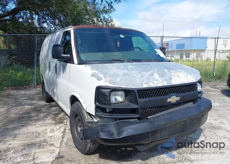 2007 Chevrolet Express Work Van z USA, uszkodzony, nr VIN 1GCFG15X571127719